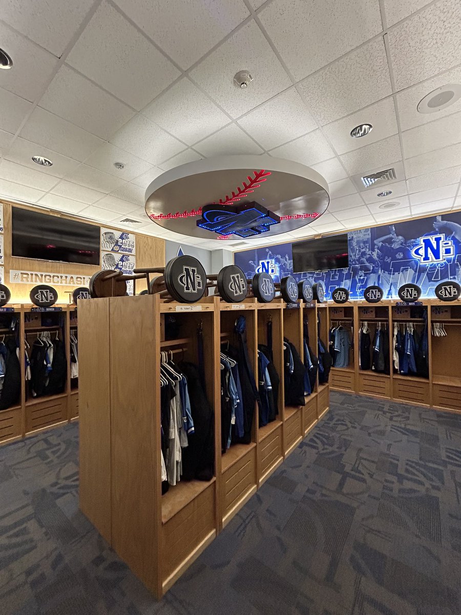 UNGBaseball's tweet photo. Interested in being a Nighthawk? Sign up for one of our upcoming Prospect Camp dates! 3 Dates this Fall - September 29 / October 27 / November 17 - Visit https://t.co/MioSdtwhA1 to register! #ItsAllAboutTheNG https://t.co/6vgnEoK9u8