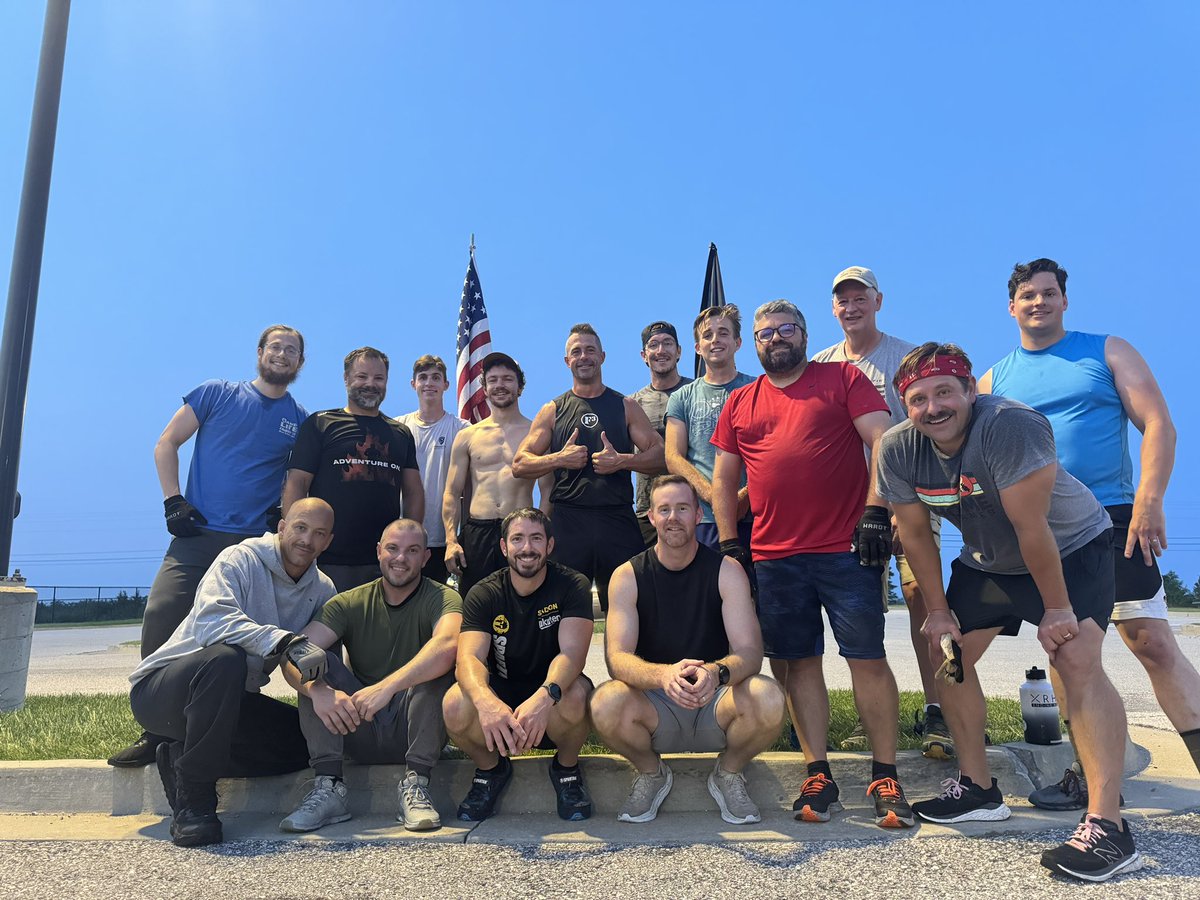 jaredblong11's tweet photo. 🔥15 HIM of F3COMO 🔥entered into #redwood status. We officially launched our debut AO - DISCOVERY (Father Tolton HS) Beatdowns every Tues/Thurs @0500! 👀for the shovel flags.
2nd site at Stankowski field kicking off next week. THE STANK on Mon @0530!
#F3COMO #drp #awaywego https://t.co/nOqOuxNZVs