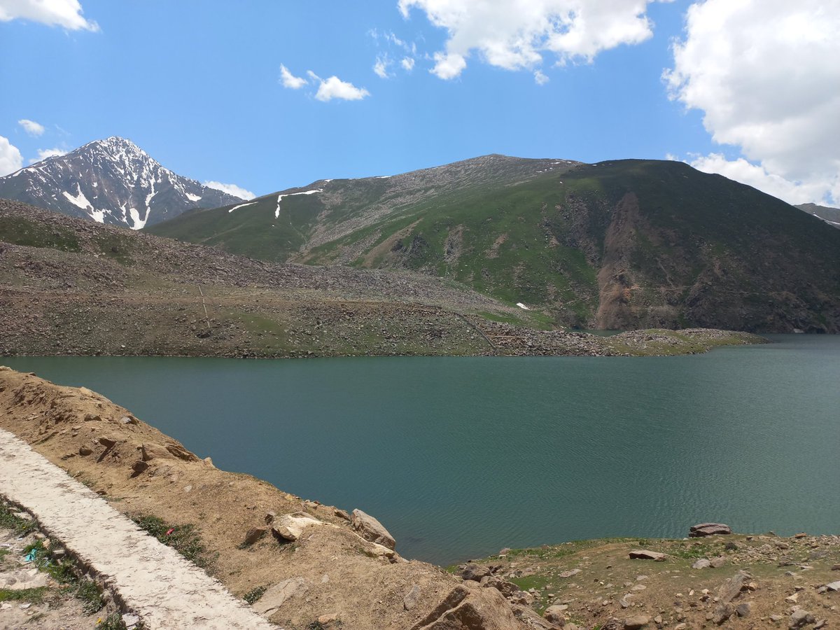 mmajidlatif's tweet photo. Starting Point of ''Kunhar River'' also known as Lulusar Lake. The lake is located near the Babusar Pass at an elevation of around 4000 meters. 
The lake is fed with melted ice from glaciers around it and then flows to Kunhar River. https://t.co/iUGszBcqNS