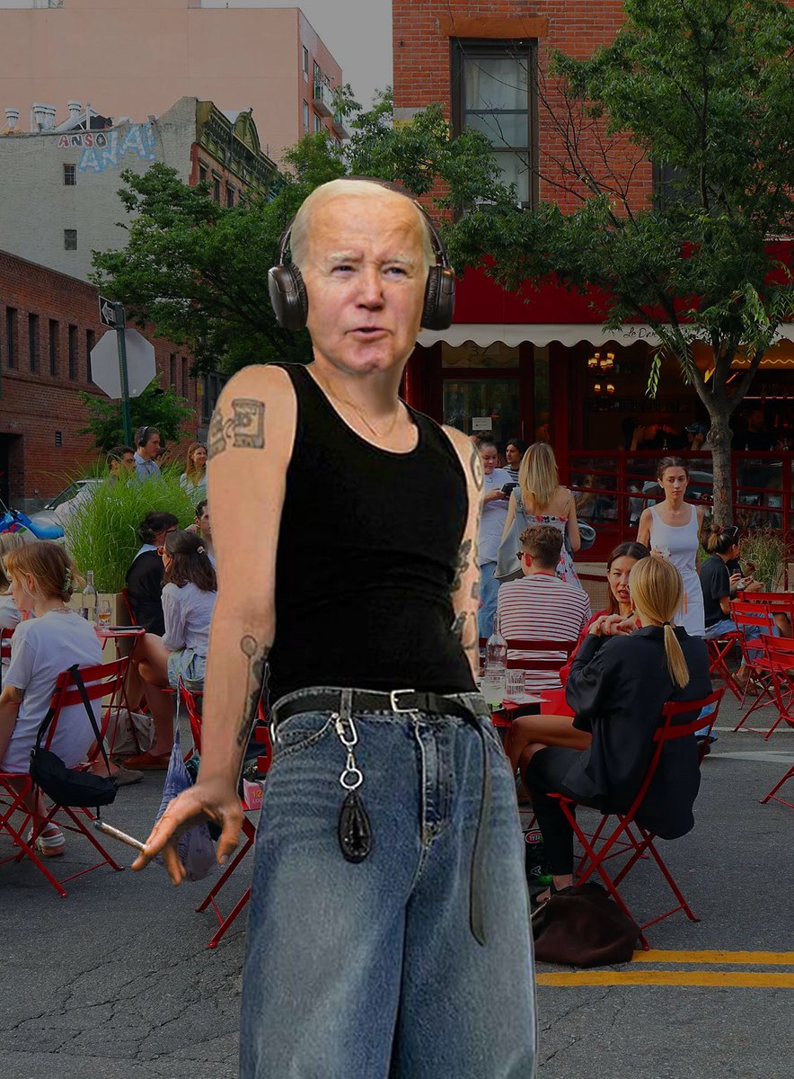 SPOTTED: Biden relaxing in Dimes Square, listening to BRAT. His new found life after dropping out of the 2024 election is edgy and hip 🫶 god bless you #biden