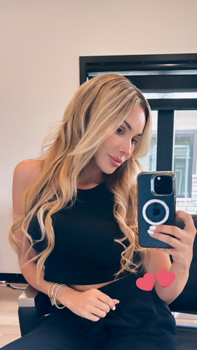 Stephanie Dinsmore tweet media