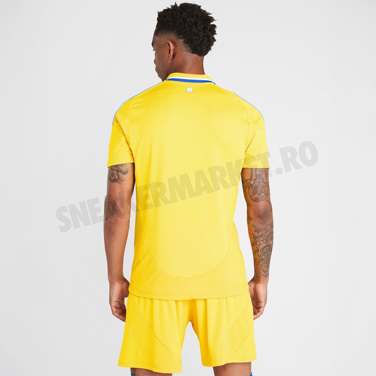E-Leeds United tweet media