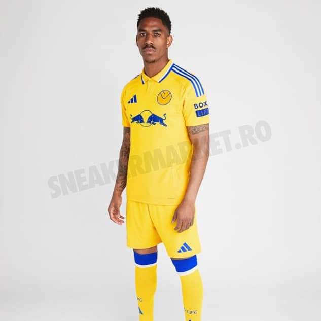 _RB_Ash's tweet image. Cold #LUFC