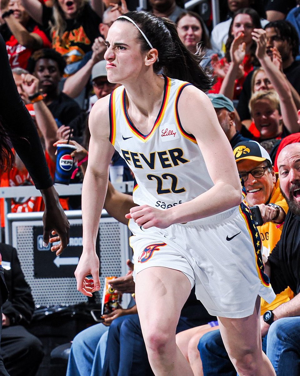 TLaww22's tweet image. Caitlin Clark has 109 points and 64 assists in her last 5 games 

In WNBA history, it&apos;s the first instance of that occurring in ANY 5-game span.

If we lower it to 90 points and 50 assists it’s only occurred four other times.

Three of those belong to Caitlin Clark.