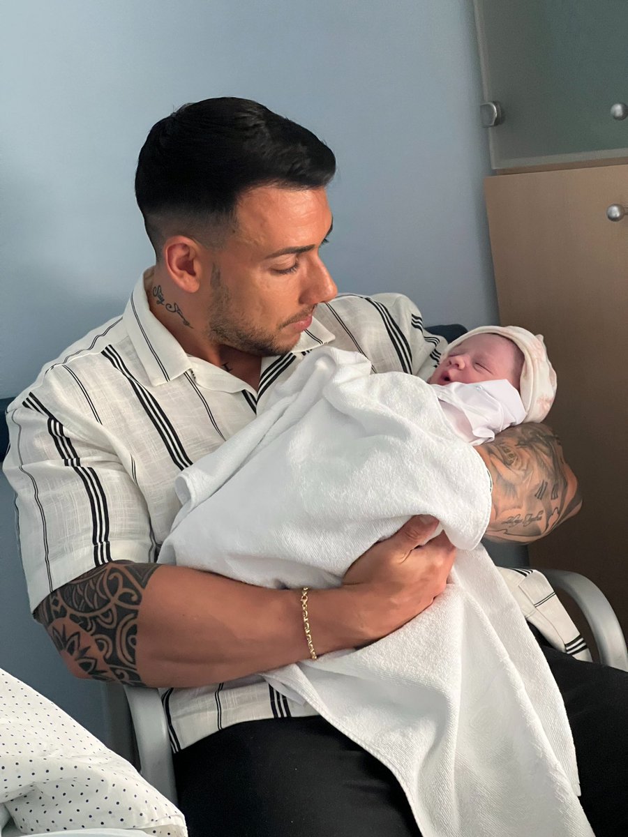 Welcome to the world, #Giorgina! A new #Hbarbarian has just been born!