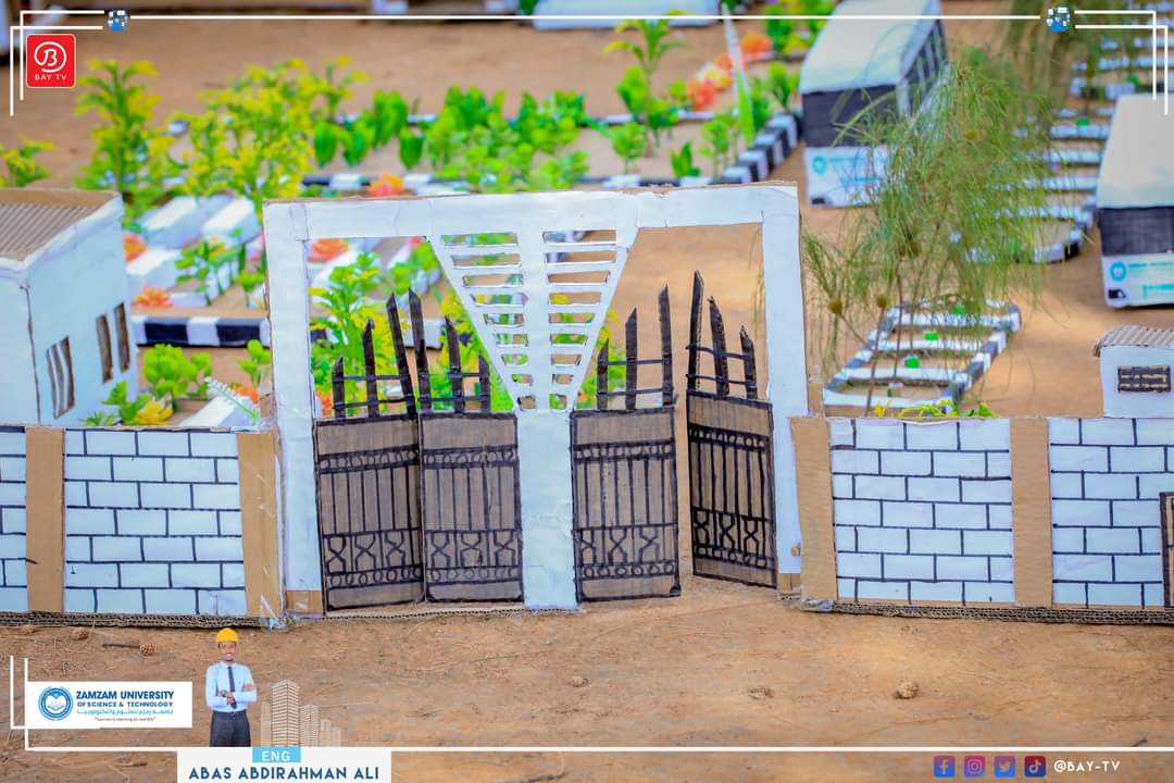 Hodanabdurahma6's tweet photo. My young bro #Engabas Abdirahman Ali has an amazing  talent which was blessed by Allah
He made a cartoon in his college of education in Zamzam part of baidoa compass. 
#talentgeneration 
#Baidoajanay
#engabas https://t.co/uIUdP9E8wr