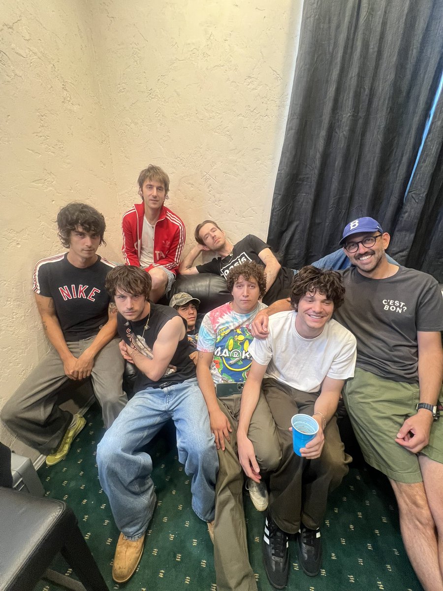 Wallows tweet media