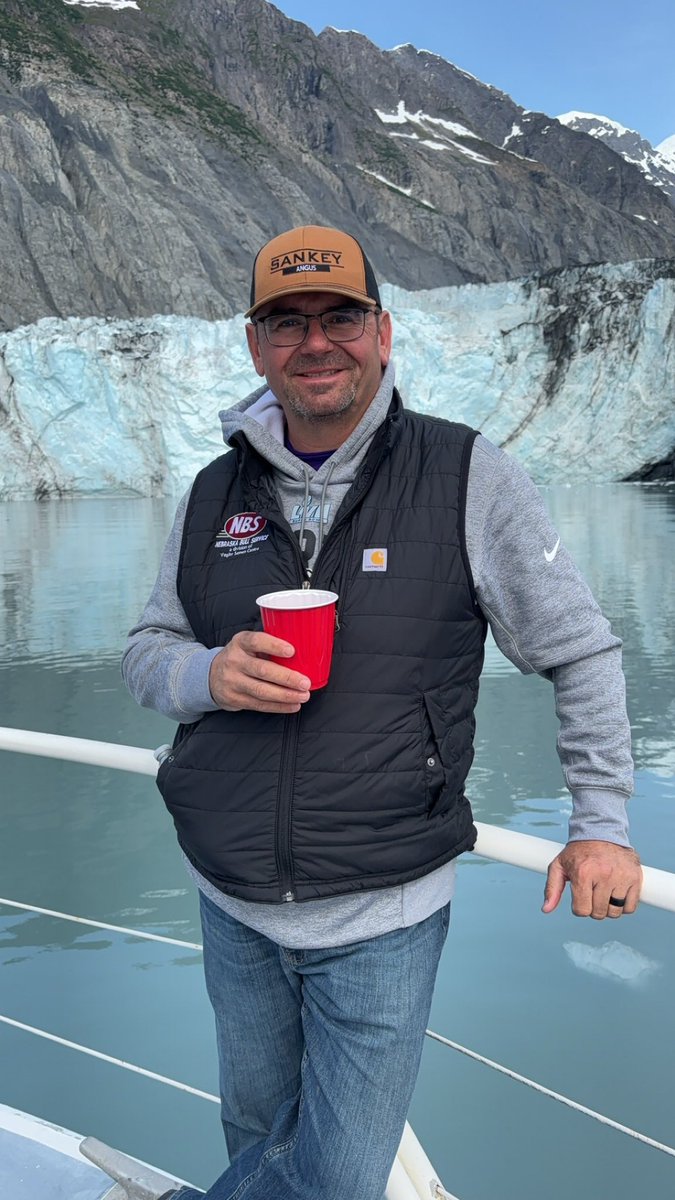 CodySankey's tweet photo. @PendletonWhisky over 1000 year glacier ice is as good as it gets!  The flavor is legit. #alaska #columbiaglacier #princewilliamsound https://t.co/5X8BdV2PMI