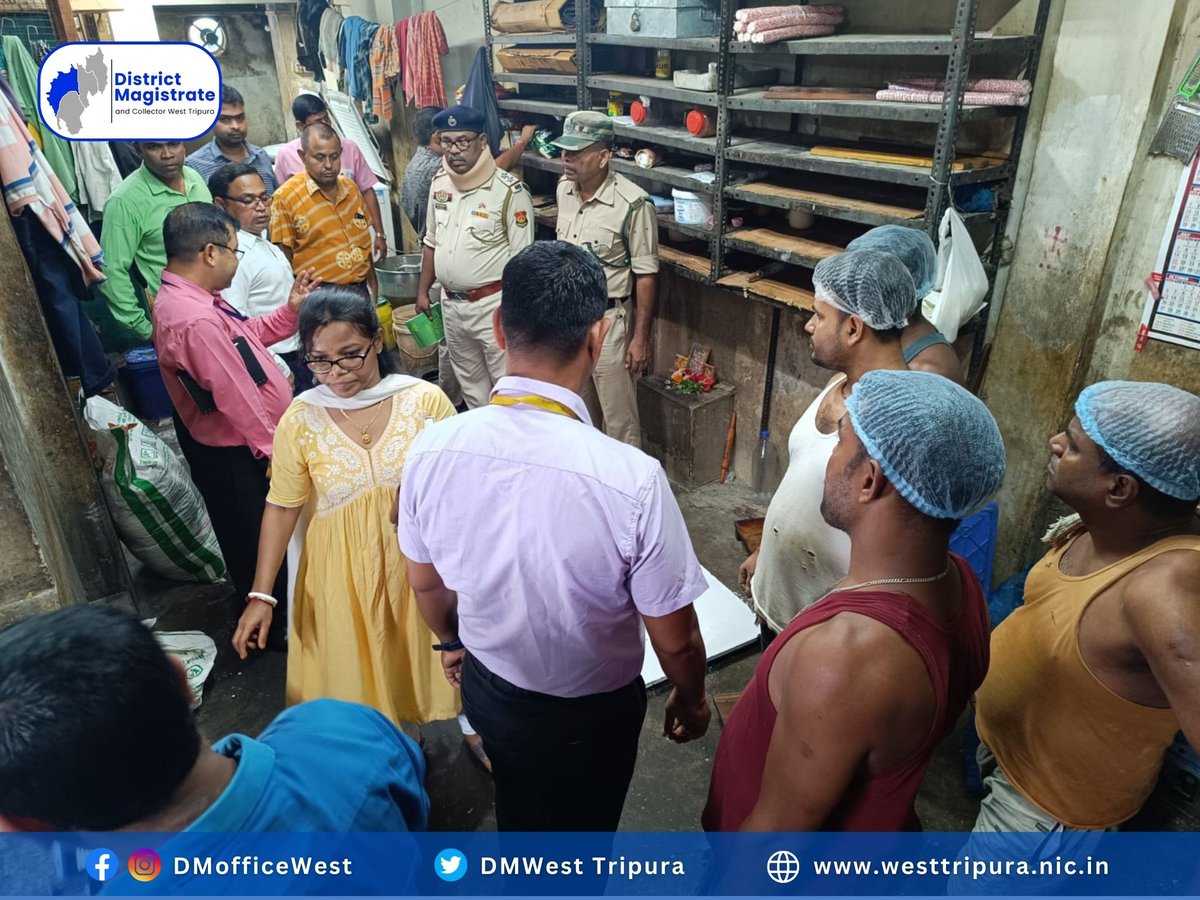 DMWest_Tripura's tweet image. Yesterday, an enforcement team led by the  Sub-Divisional Magistrate (Sadar) conducted a raid in various markets, hotels, and restaurants in Agartala to check the quality of food items.

#EnforcementDrive #Agartala #SDMSadar #PublicSafety #RegulationCompliance #WestTripura