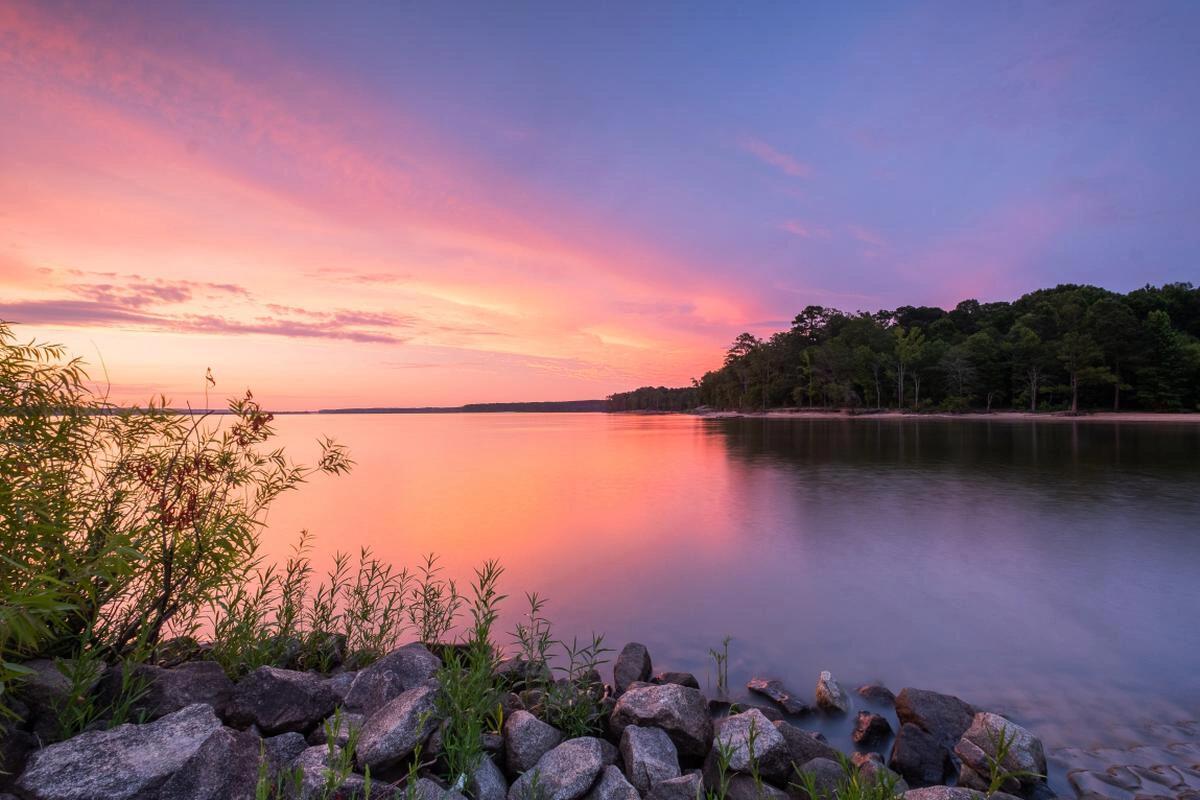It's been a hot summer, and North Carolina's beautiful lakeside is the best place to escape the heat #photograph #travel #sunset