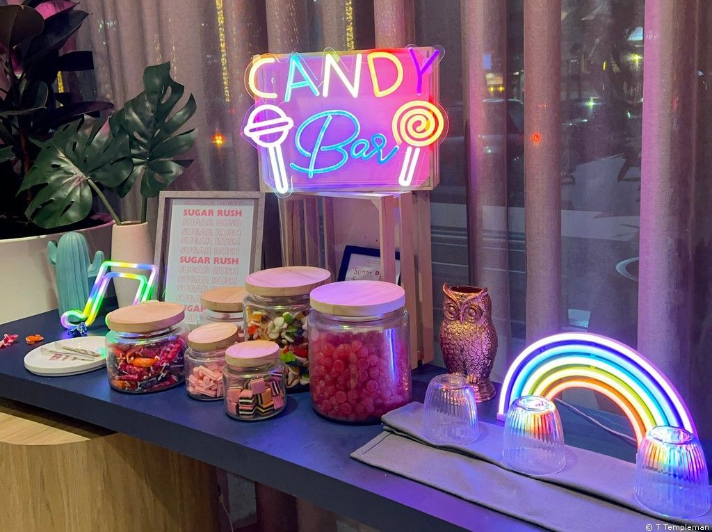 TianaTempleman's tweet photo. We swear the complimentary Candy Bar isn't the only reason we love this Brisbane hotel https://t.co/YXRmhNSd2R #ovolohotels #brisbane #astw https://t.co/p1Du689QH3