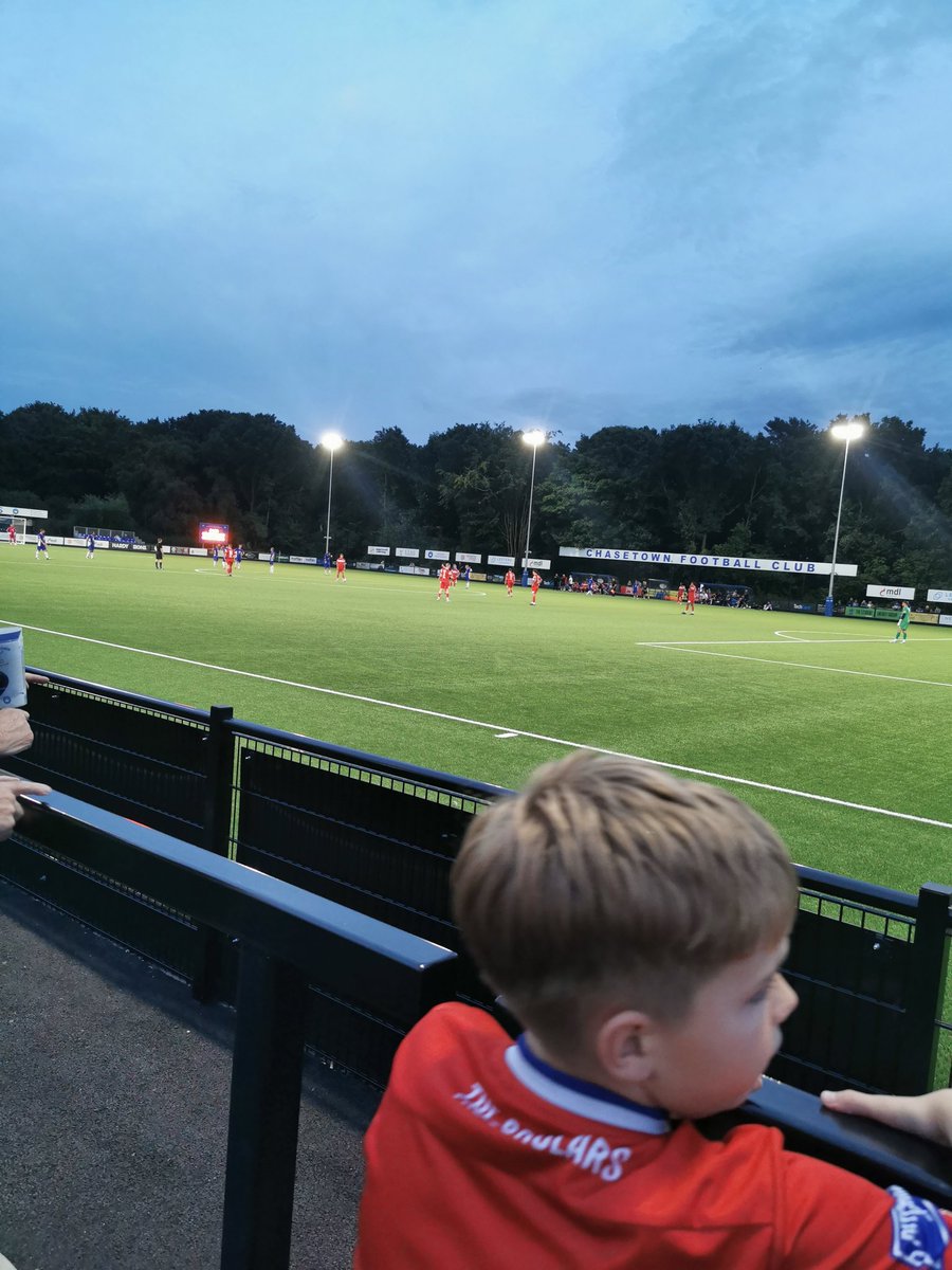 Evening started with our sponsored litter pick for Lukes football team Chasetown Blues, 13 bags of rubbish collected!! Then managed to catch the 2nd half at <a href="/ChasetownFC1954/">Chasetown FC</a> ⚽💙
#litterheroes #sponsorship