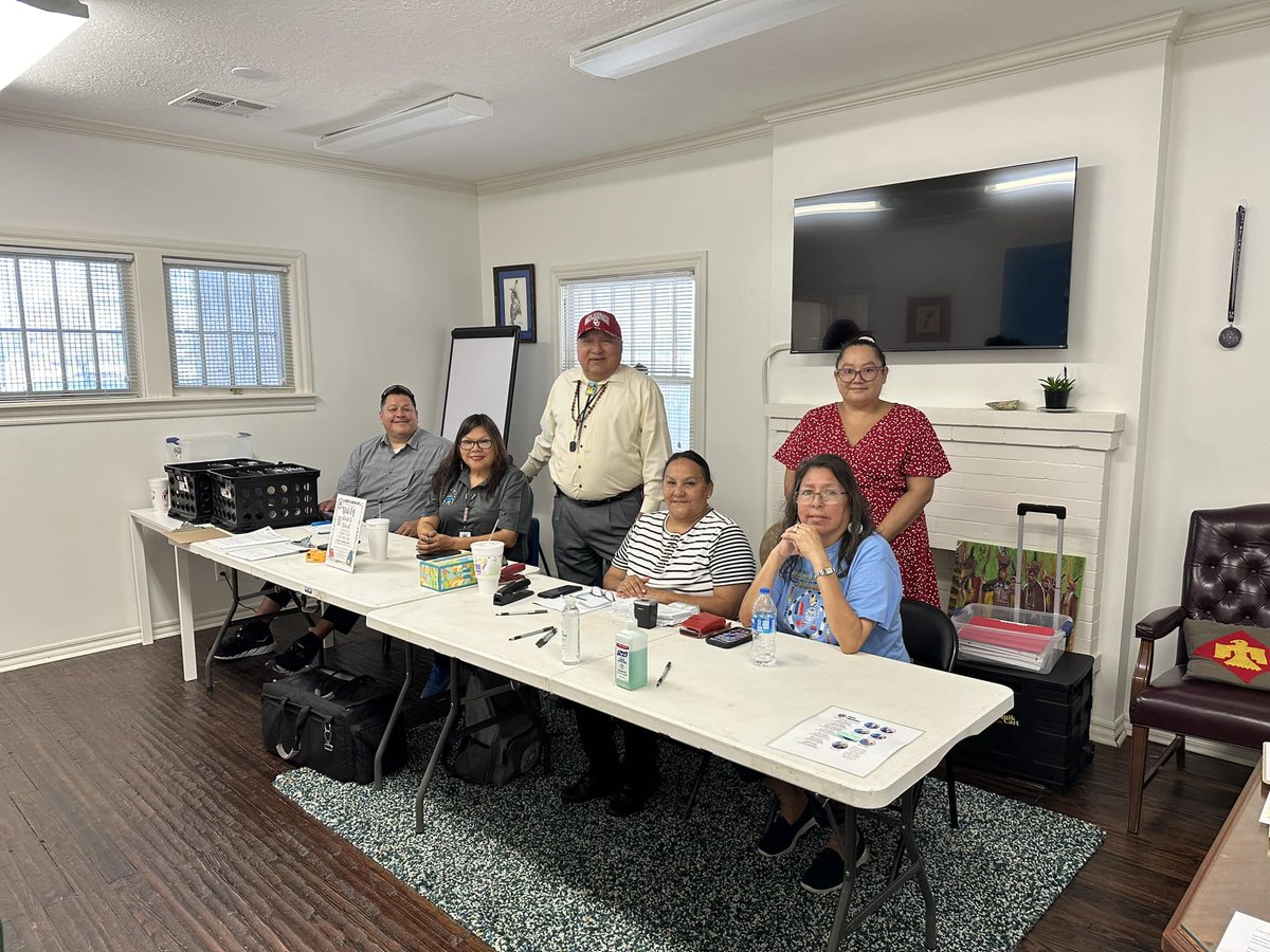 Chalakee's tweet photo. Thank you to the Kiowa Tribe Education Agency for coming to the Tulsa Kiowa Tribe District 7 Legislative Office! Your support with the Kiowa Back-to-School Clothing Assistance and handing out backpacks has made a difference for our Kiowa students. 🌟 https://t.co/tjNszGB9lQ