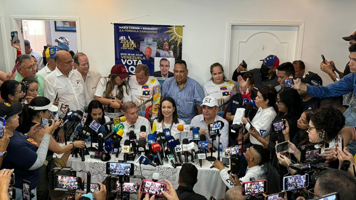 #AHORA <a href="/MariaCorinaYA/">María Corina Machado</a> y <a href="/EdmundoGU/">Edmundo González</a> denuncian desde el #Zulia obstáculos del régimen, a través del CNE, para impedir acreditación de testigos para el 28 de julio.