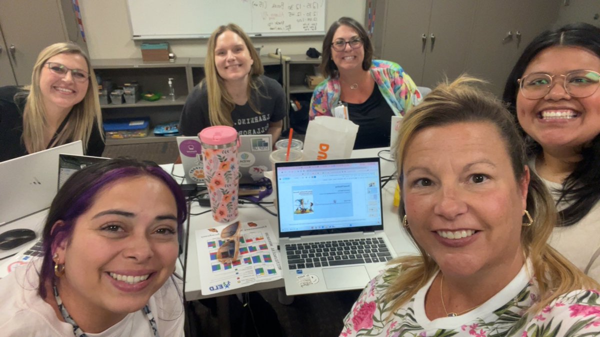 Merica Clinkenbeard, Ed.D. (@drmericaclink) on Twitter photo When your ELD team is smiling this big in July, you know your students in August are getting the best!!@SPSELD <a href="/sraKnapp/">Dr. Katy Knapp</a> When your ELD team is smiling this big in July, you know your students in August are getting the best!!@SPSELD <a href="/sraKnapp/">Dr. Katy Knapp</a>