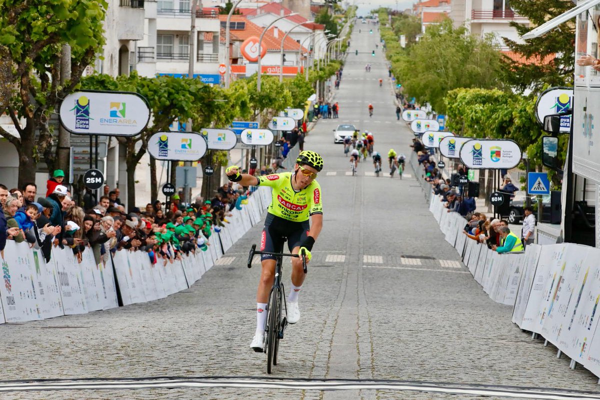 Cyclingpredpt's tweet image. Volta a Portugal🇵🇹GC
⭐️⭐️⭐️⭐️⭐️Nych
⭐️⭐️⭐️⭐️Moreira, JCaicedo
⭐️⭐️⭐️Stussi, JFParra, Figueiredo
⭐️⭐️ACarvalho, Casimiro, Camargo, Eulálio
⭐️Okamika, Balderstone, Bizkarra, DFernandez, Guardeño
#VoltaaPortugal #VoltaPortugal #VoltaaPortugal2024 #VoltaPortugal2024 #Grandissima