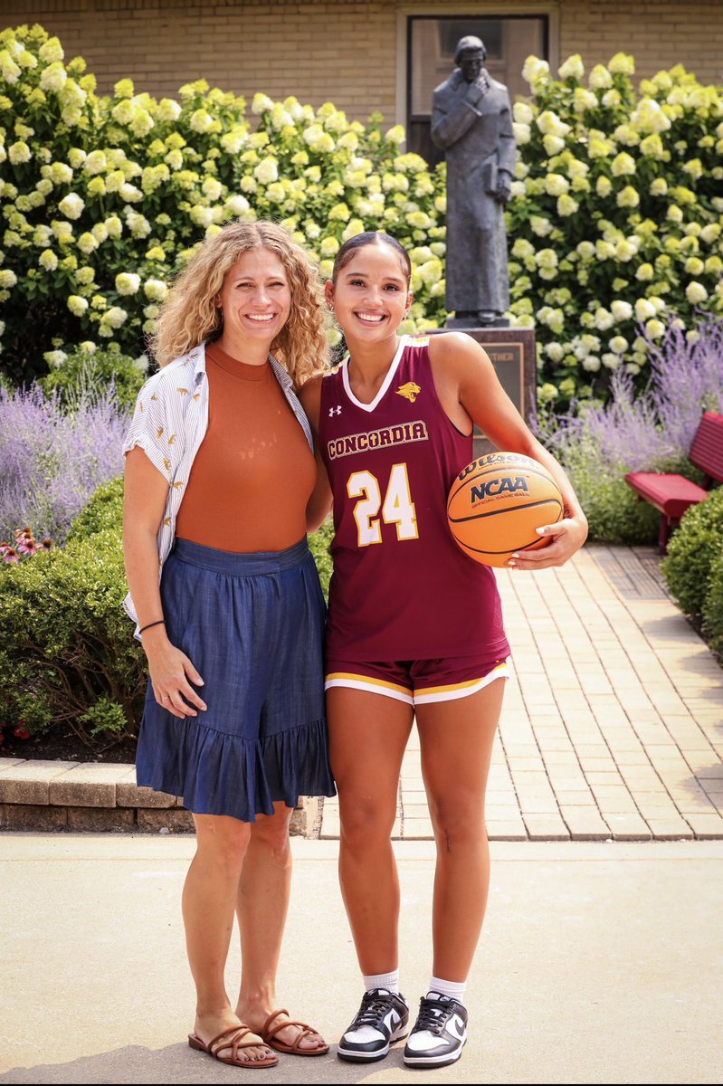 After an amazing official visit at <a href="/CUCWBball/">CUC Women’s Basketball</a> im blessed to receive an offer from  <a href="/CoachLaurenWBB/">Lauren N Martin</a> , thank you for this opportunity to play at the next level💛<a href="/londa214/">Olonda England</a> <a href="/YusefDavis131/">Yusef Davis</a> <a href="/eathoops/">Elevated Athlete Training</a>