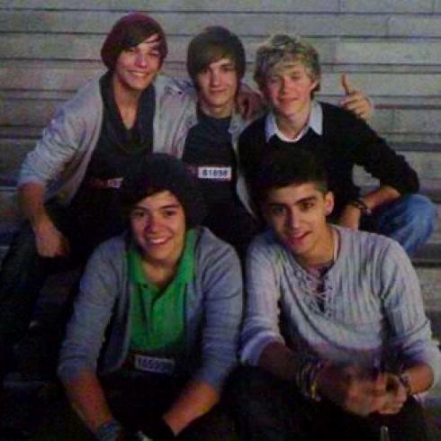 TashaSiera's tweet image. 14 years of one of the greatest bands there has ever been. This band has changed my life indefinitely and I don’t think there is enough words in the English language to describe how much I miss them.#14YearsOf1D #OneDirection  ❤️@onedirection