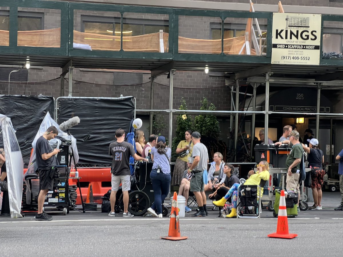 refillmysoda's tweet photo. @olv what is shooting right now 58th in between 8th and 9th? https://t.co/Ukkd38tPtZ