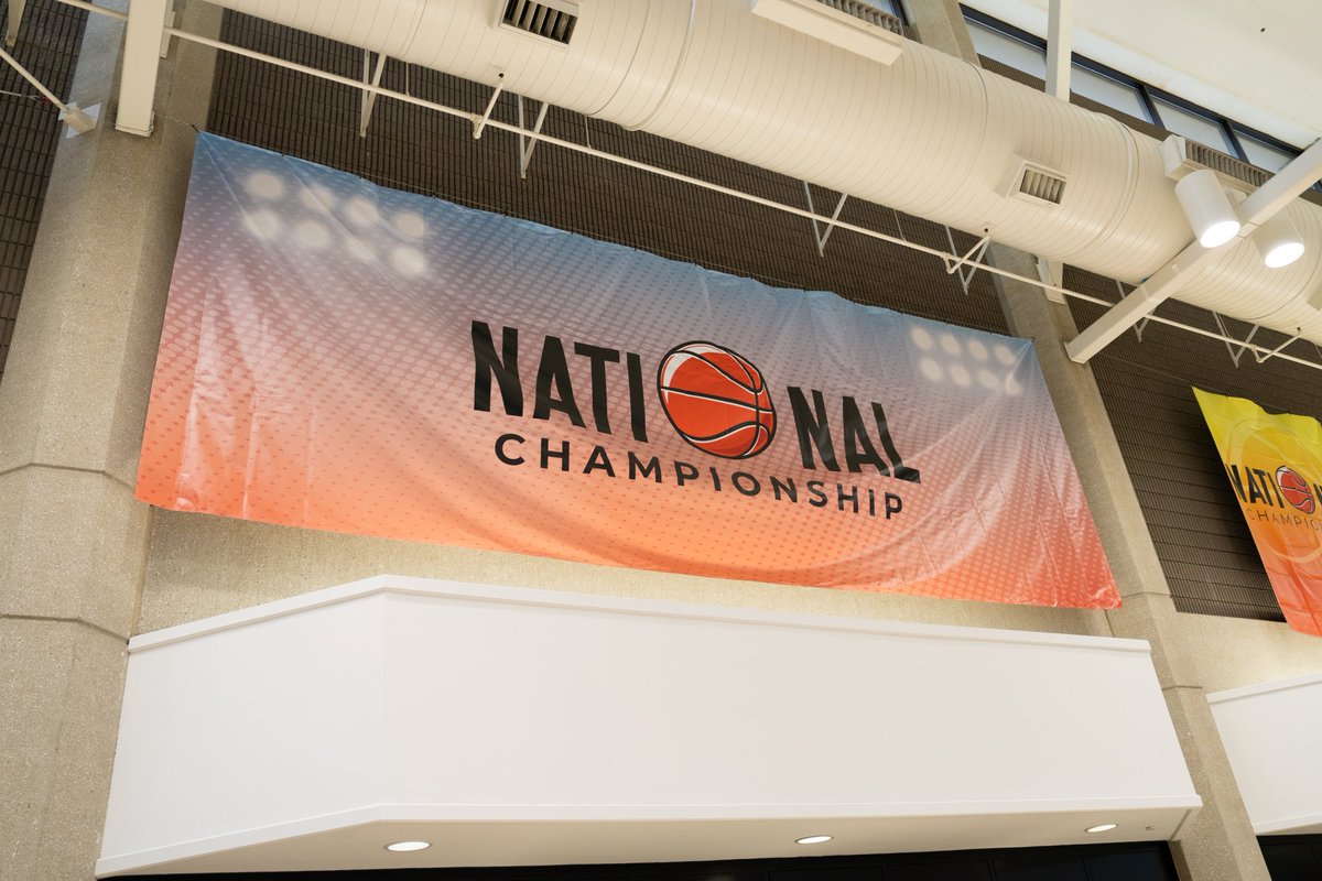 It's a wrap! Our 2025 and 2027 girls teams traveled through 5 states and played in 3 highly competitive tourneys over 13 days. Our 2025 team ended Nat'l Championship with a 4-1 record and won the consolation bracket. Our 2027 team ended with a record of 2-2. Bluejay Proud!