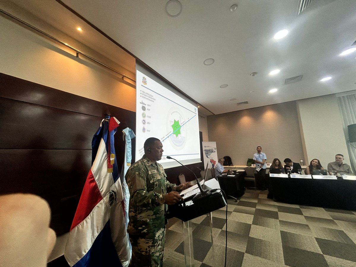 UNODC_MCP's tweet image. @UNODC_MCP Day 2 of the 2024 Caribbean Forum on Maritime Crime! @ArmadaRepDom Naval now presenting Poseidon Naval Operation 2025 🇧🇸🇧🇧🇧🇿🇨🇴🇨🇷🇨🇴🇩🇴🇪🇨🇬🇾🇭🇹🇯🇲🇸🇷🇸🇷🇹🇹🇨🇦. Thanks to @GAC_corporate🇨🇦