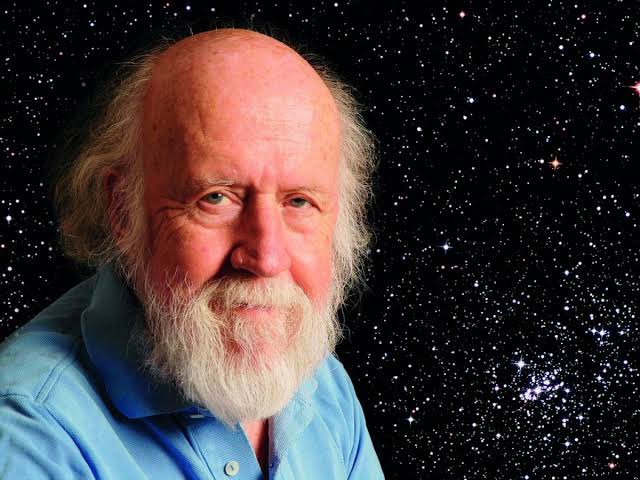 jameswebb_nasa's tweet image. ⁠”O Homem é a mais insana das espécies. Adora um Deus invisível e mata uma natureza visível, sem perceber que a natureza que ele mata é esse Deus invisível que ele adora.”

Hubert Reeves (1932-2023), astrofísico canadense.