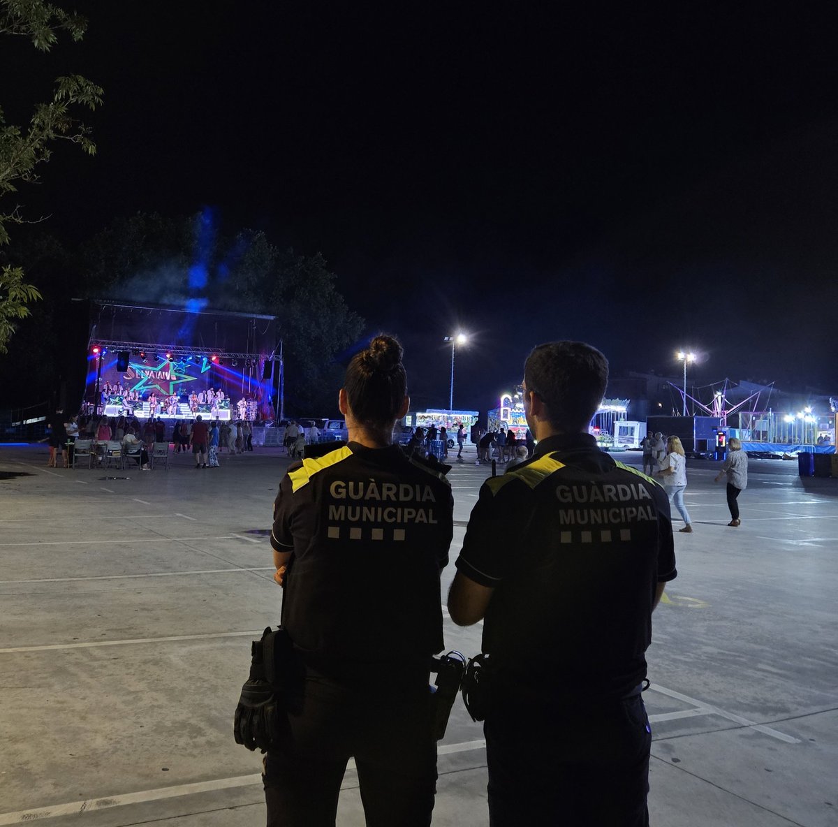 GMsantgregori's tweet photo. 🎉 Aquest cap de setmana s'ha celebrat la Festa Major de Sant Gregori 2024.
👮🏻👮🏻👮🏻👮🏻‍♀️ Unes jornades de servei intenses amb un dispositiu preventiu i amb intervencions coordinades amb Protecció Civil de Sant Gregori, Mossos d'Esquadra, seguretat privada i serveis sanitaris. https://t.co/9WPkBfoAx5
