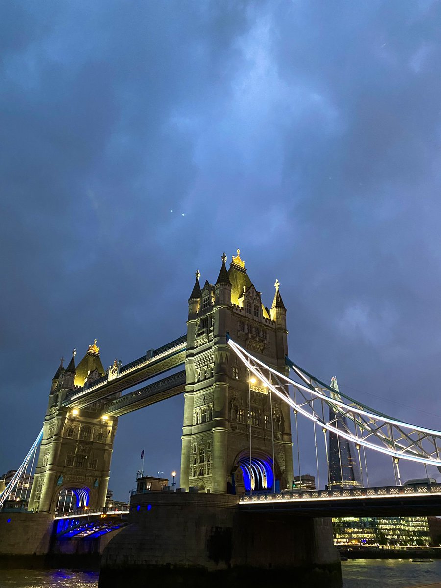 mazmat97's tweet photo. Sono tornato a Londra e non me la ricordavo così bella https://t.co/OEG6Ul74JJ