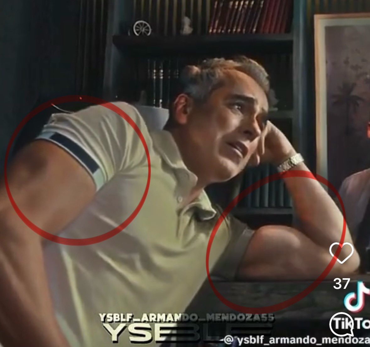 Siberpao's tweet photo. Cómo hace pa tener esos brazotes!!!! @jeabello @JEAFans https://t.co/HemqfgvHbo