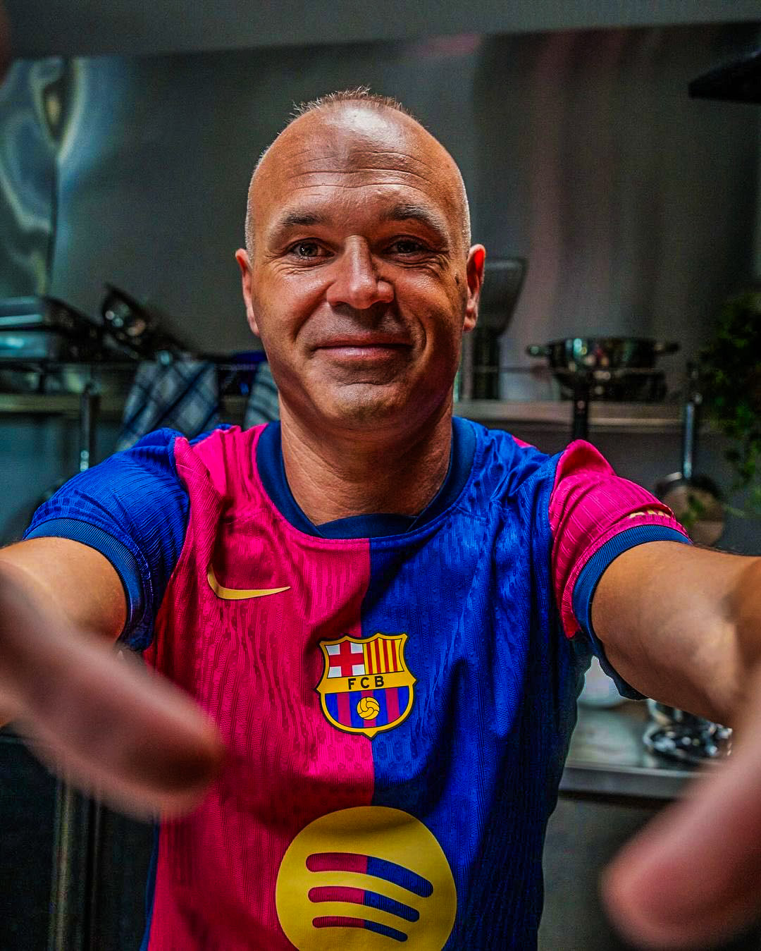Camiseta iniesta barcelona on sale
