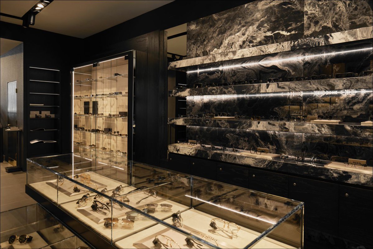 CaadDesign's tweet photo. Descubre la elegancia de DITA en Ámsterdam: diseño japonés en un entorno contemporáneo, combinando lujo y tradición. 

Diseño: DITA  
Localidad: Amsterdam, Países Bajos
Fuente: superfuture
https://t.co/a1QVVUY1Hh 
 
#loveisinretail #retail #retaildesign #storedesign https://t.co/TTor5Lj8EB