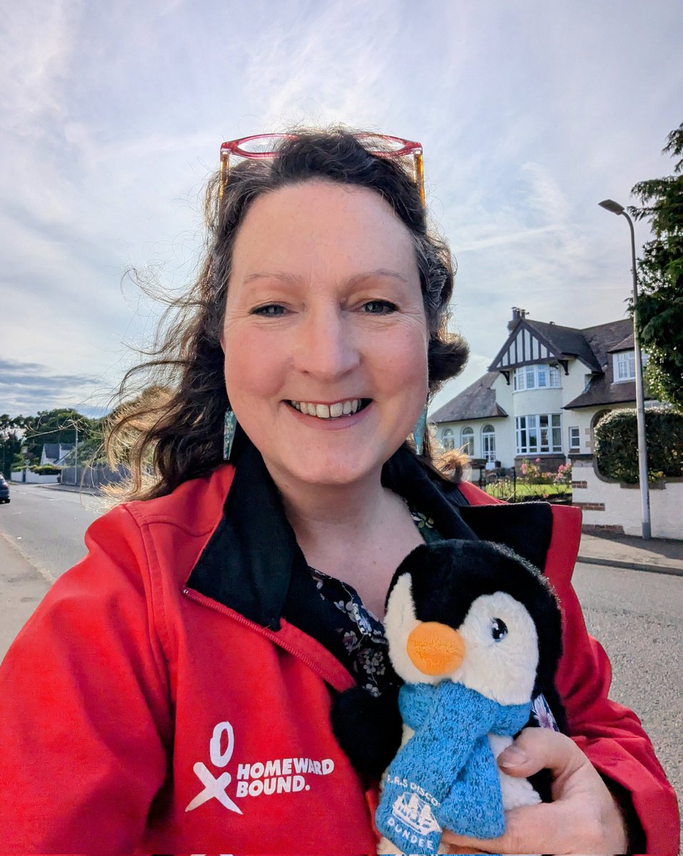Dr Rebecca Wade (@rebeccacarrotte) on Twitter photo Emma penguin and I on our way to give an invited talk about #Antarctica and #WomenInSTEM <a href="/HomewardBound16/">Homeward Bound</a> to claverhouse <a href="/Rotary/">Rotary International</a> club in #Dundee.
#emmapenguin #scicomm #outreach Emma penguin and I on our way to give an invited talk about #Antarctica and #WomenInSTEM <a href="/HomewardBound16/">Homeward Bound</a> to claverhouse <a href="/Rotary/">Rotary International</a> club in #Dundee.
#emmapenguin #scicomm #outreach