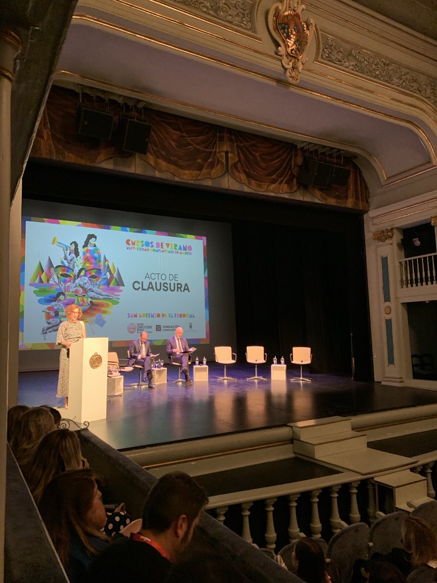 En la clausura de los Cursos de Verano del Escorial. Orgullo de Complu! ⁦⁦<a href="/unicomplutense/">Complutense</a>⁩