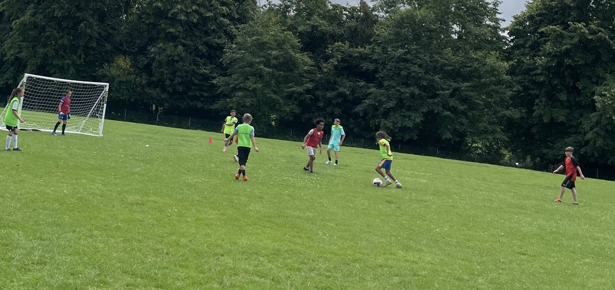 CountyCommunity's tweet photo. Today began our @whatimpact project where weβll be in Alway every Tuesday throughout the summer.
Come along, try new sports and socialise with likeminded young people ππ
#FitandFed #WhatImpact #NewPartnerships #AlwayEstate https://t.co/sE1WODJkGT
