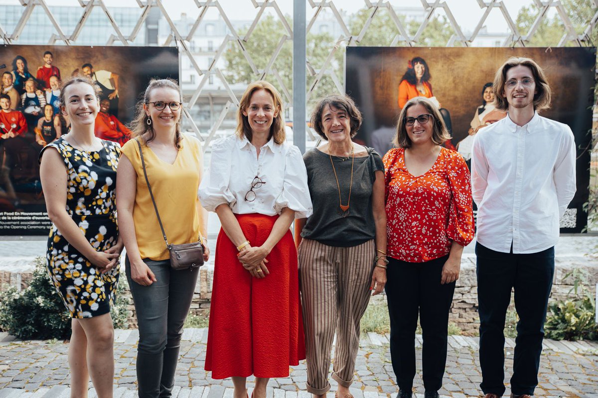 L'équipe de la <a href="/GrandParisMGP/">Métropole du Grand Paris</a> est venue visiter le Festival Solidaire et Circulaire des Jeux <a href="/Les_Canaux/">Les Canaux</a>. L'occasion de tester le lit des athlètes des JOP et de re-decouvrir les innovations circulaires et solidaires que nous accompagnons ensemble ! #paris2024 #jeuxsolidaires #ESS