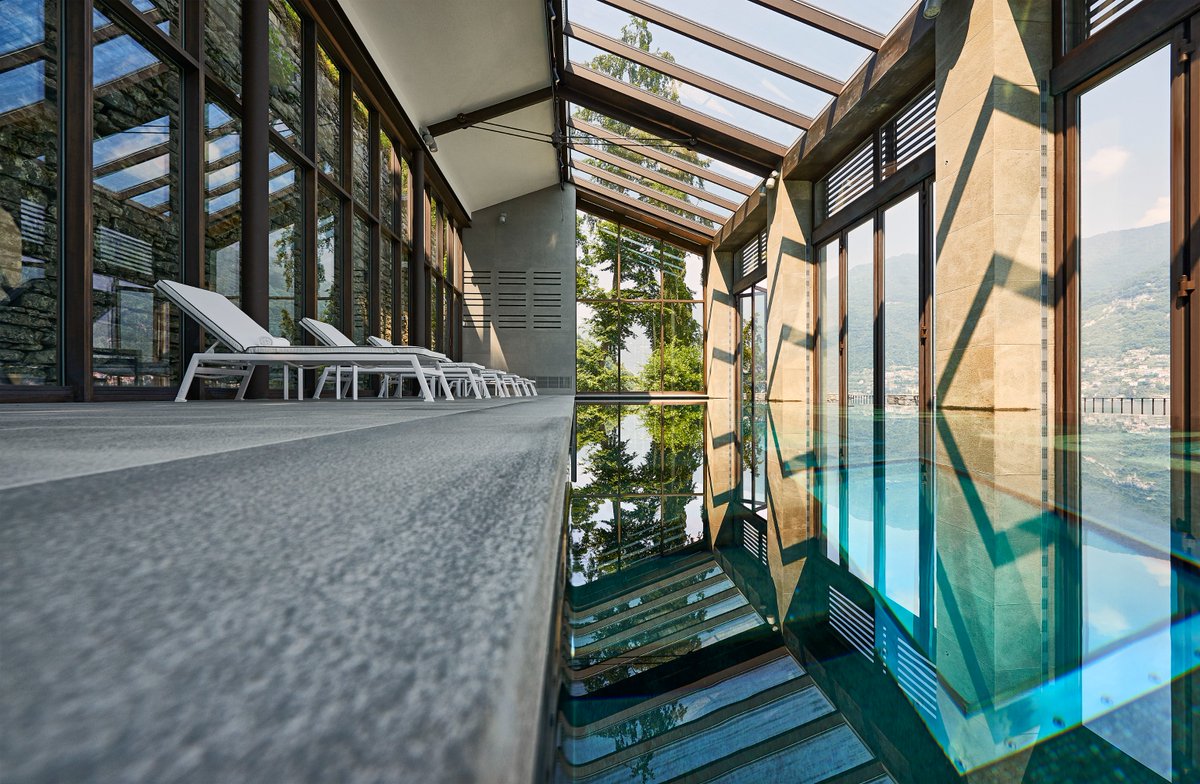 Our indoor oasis pool, gifted with the precious landscape views of Lake Como.
.
.
serenohotels.com
#LakeComo #italy #luxuryVilla #weddingvenue #romance