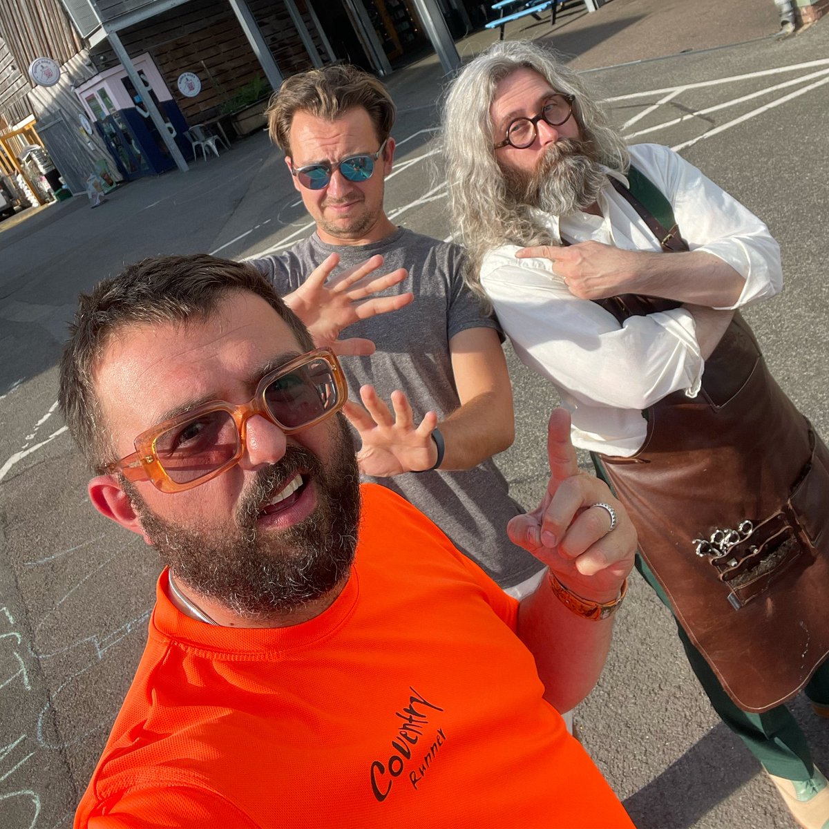 Popbangcolour tweet media