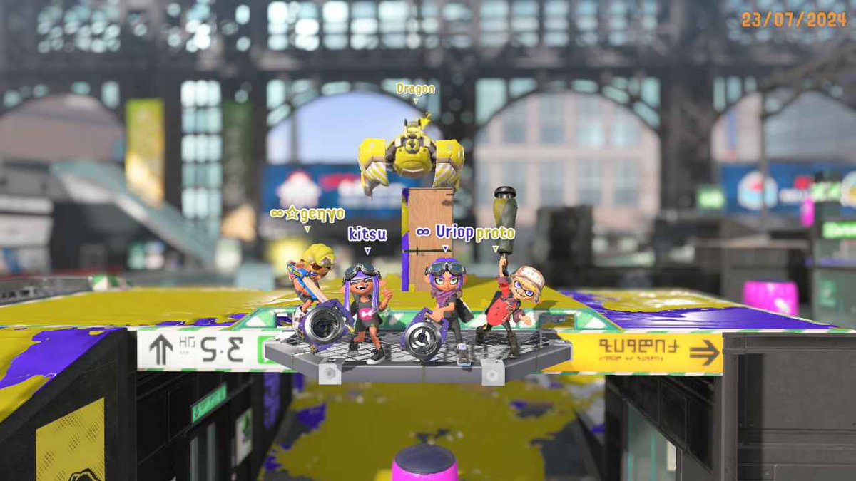 OctoInkers's tweet photo. Grati and Starcube are on vacation so they were put in the pic afterward, grapich design is my passion.

These are the other pics, because we all liked them https://t.co/uyQFiu98YM