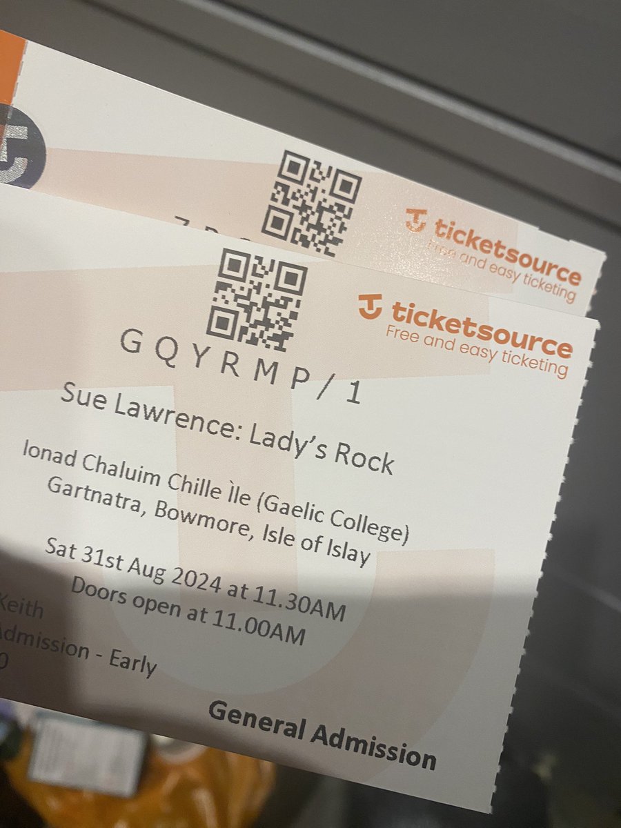 toria_keith's tweet photo. @TheCelticHouse @SueHLawrence @islaybookfest Can’t wait!! https://t.co/Thgv7HCXcs