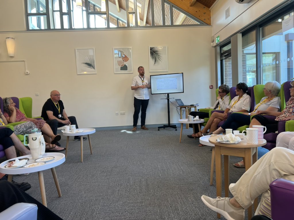 Thomas Pond tweet media