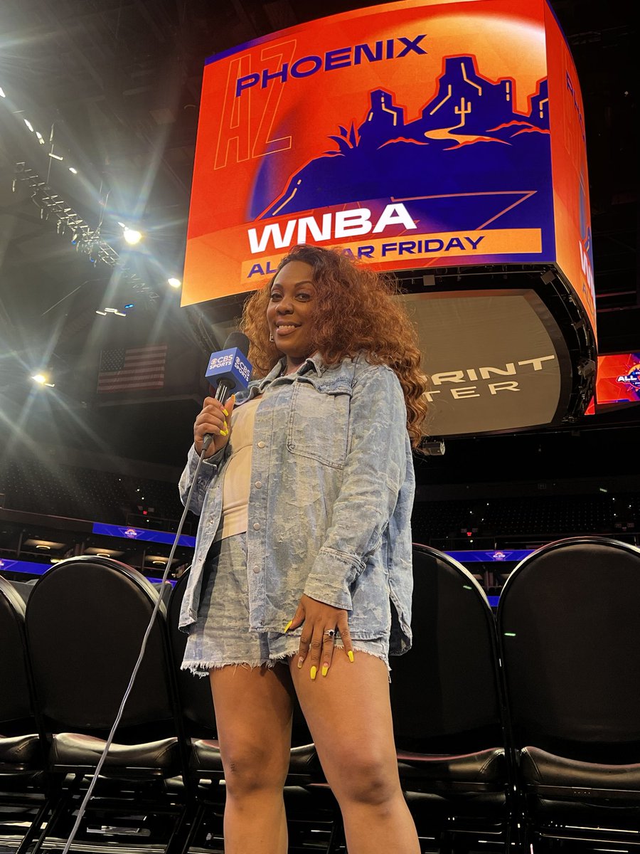 SheKnowsSports's tweet photo. Contrary to popular beliefโฆ I did actually have to work while I was in Phoenix ๐๐๐
#WNBAAllStar #CBSSportsHQ https://t.co/am3Qzj8pCA