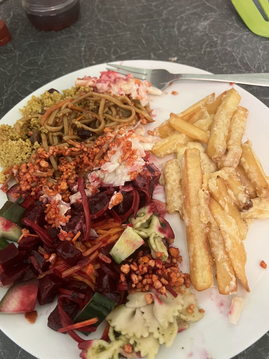 SalnPage's tweet photo. Morrisons salad bar with cheesy chips.
#metea https://t.co/BKb5js4cJE