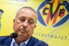 Somhiseremfcb's tweet photo. 🗣️Fernando Roig: “El Athletic vino a por Oyono, de unas formas que no voy a catalogar, y decidió marcharse. Llegó aquí con 11 años y se formó con nosotros. Llegó a la selección y era una apuesta importante de futuro. No hemos podido hacer nada, lo hemos intentado de todas las formas posibles "

El Athletic pago 5M€ a la familia + 5M€ a representantes y 1.5M€ al Villarreal por la formación.