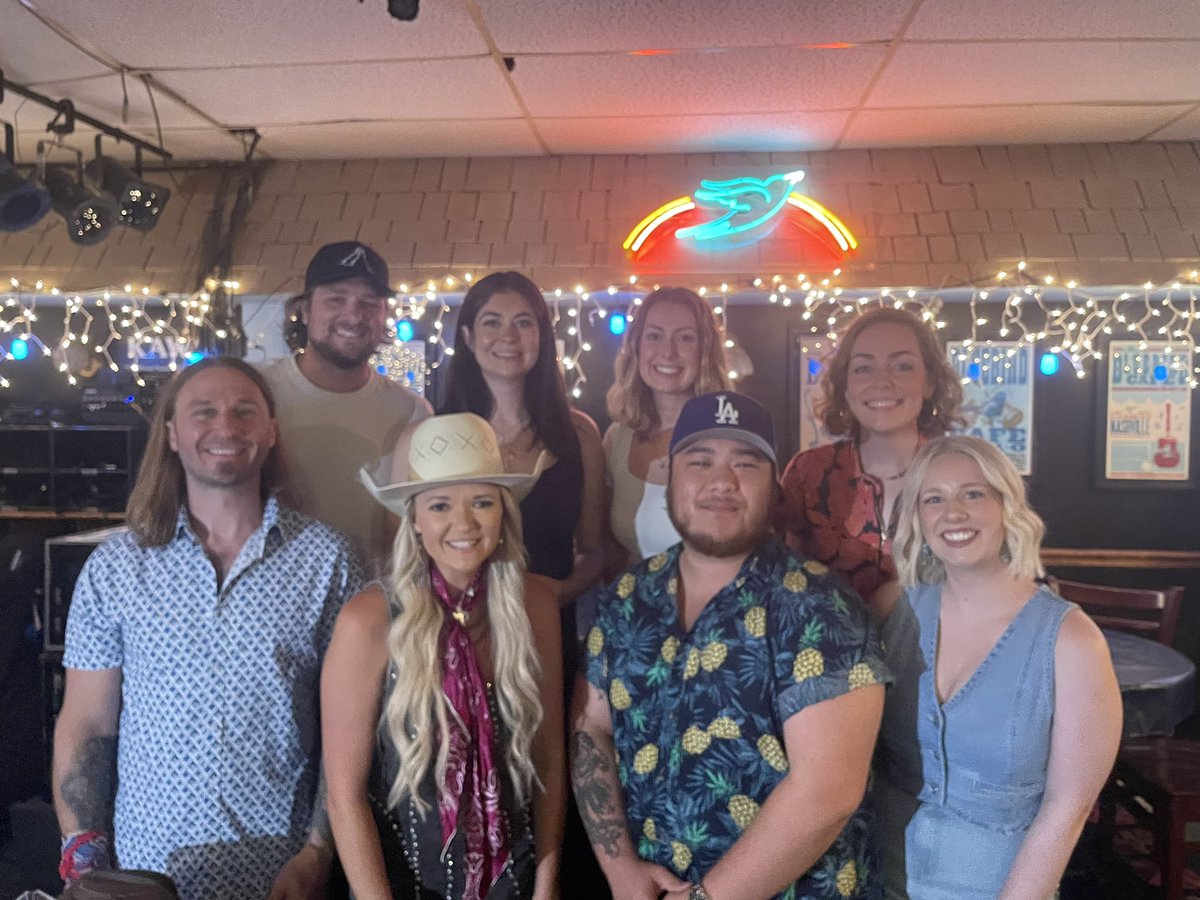TxSongwriterU's tweet photo. Thank you @BluebirdCafeTN and @NSAIofficial! What a special evening we will never forget: The Texas Songwriter U In The Round w/ Bo Armstrong, Abbey Cabler, John Dempsy, Daniel Ethridge, Billie Jo Jones, Mignon, Morgan Lee Powers &amp; Natalie Price!! ❤️ #songwritinginitspureststate https://t.co/2pts0UCdhv