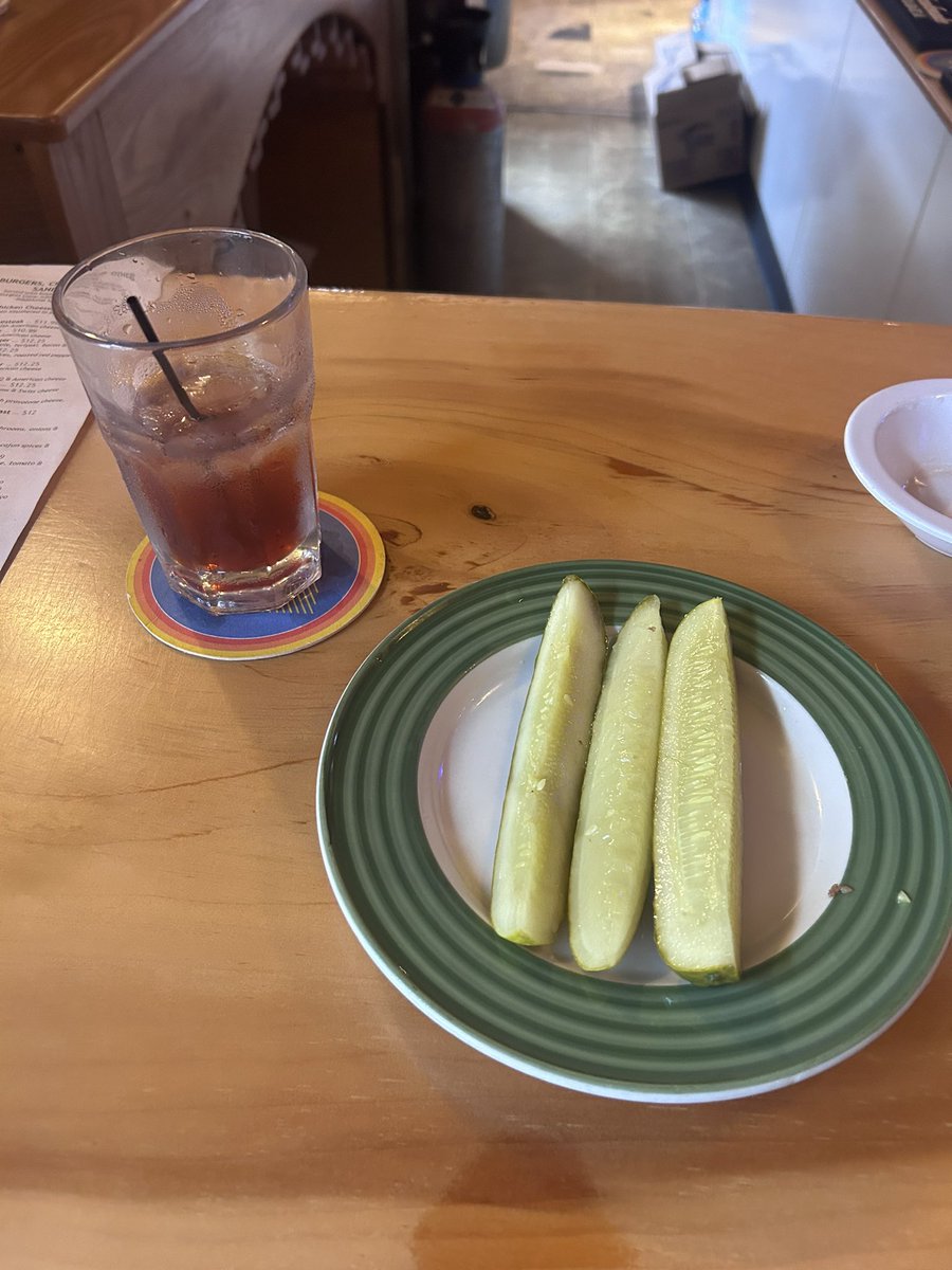 amar0idal's tweet photo. Girl lunch. https://t.co/yi9dGWCmkO