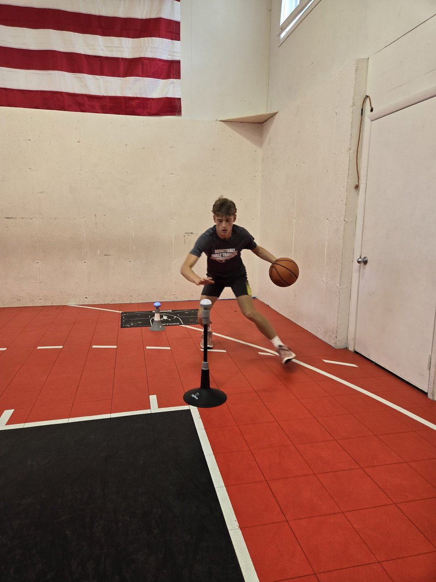 kostroskihoops's tweet photo. Light work for the Breunigs https://t.co/aFtInLOLBB