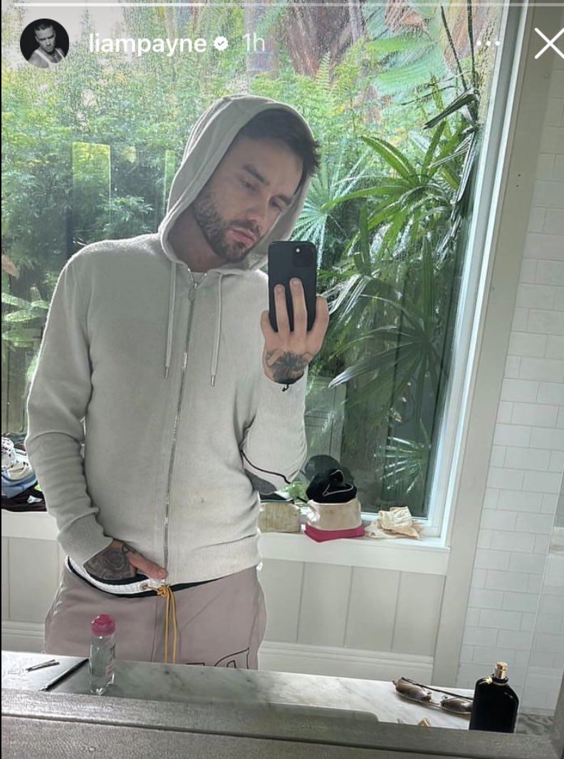 larrytsjwaffle's tweet image. ❤️Yay Liam❤️ for starting off role call!
Let’s go boys
#1D
#14YearsOf1D 
#1Dversary