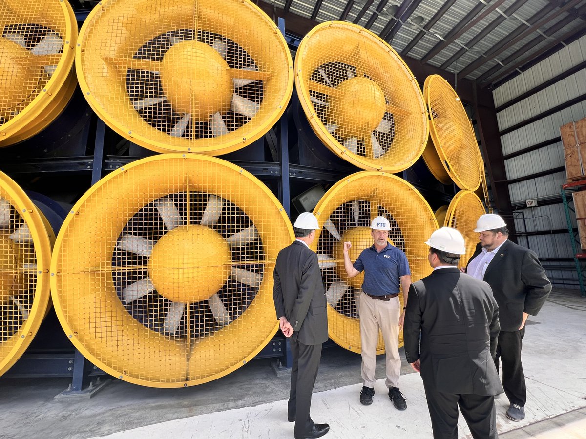FIUdc's tweet photo. Earlier today, @FIUExtremeEvent @FIUSCIS was proud to host @DHSgov @dhsscitech Undersecretary Dimitri Kusnezov for a tour of @FIU research facilities focused on Climate and Resilience technologies. #FIUResilience https://t.co/5i9PayhePu