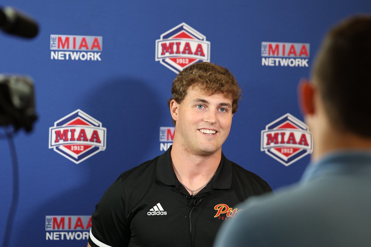 PittStGorillas's tweet photo. MIAA Football Media Day.

Gorillas represented today by head coach Tom Anthony, QB Chad Dodson Jr. and LB Jack Barkley 🦍🏈 https://t.co/6YlFMmooEJ