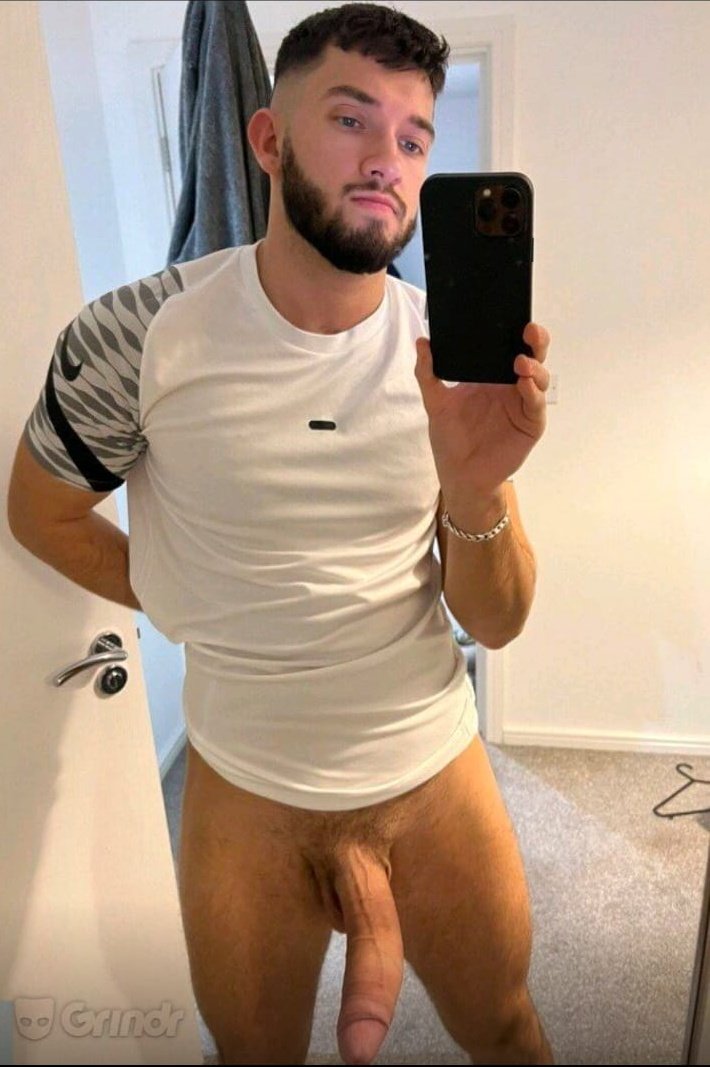Big tool..🍆12 inches🍌🍌so hot and sexy man..🔥💯😘